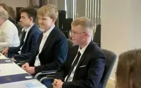Galeria aktualności Pierwsze obrady Młodzieżowej Rady Miejskiej w Płońsku 38