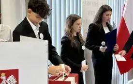 Galeria aktualności Pierwsze obrady Młodzieżowej Rady Miejskiej w Płońsku 43