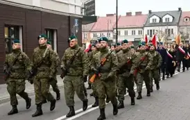 Płońsk pamięta &ndash; 107 lat wolnej Polski 75