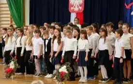 Galeria aktualności Występ słowno-muzyczny z okazji Święta Niepodległości 4