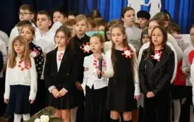 Galeria aktualności Występ słowno-muzyczny z okazji Święta Niepodległości 7