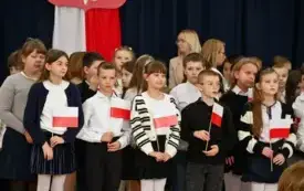 Galeria aktualności Występ słowno-muzyczny z okazji Święta Niepodległości 8