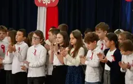 Galeria aktualności Występ słowno-muzyczny z okazji Święta Niepodległości 10