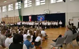 Galeria aktualności Występ słowno-muzyczny z okazji Święta Niepodległości 12