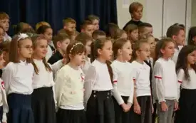 Galeria aktualności Występ słowno-muzyczny z okazji Święta Niepodległości 19