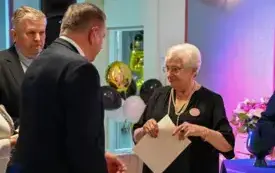 Galeria aktualności Jubileusz 50-lecia Klubu Seniora oraz obchody Dnia Seniora w Klubie Osiedlowym &bdquo;Plastus&rdquo; 43