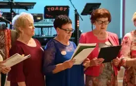 Galeria aktualności Jubileusz 50-lecia Klubu Seniora oraz obchody Dnia Seniora w Klubie Osiedlowym &bdquo;Plastus&rdquo; 53