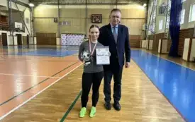 Galeria aktualności Mistrzostwa Płońska w Halowej Piłce Nożnej Dziewcząt Szk&oacute;ł Średnich 7