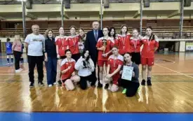 Galeria aktualności Mistrzostwa Płońska w Halowej Piłce Nożnej Dziewcząt Szk&oacute;ł Średnich 16