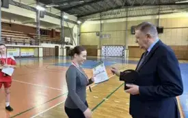 Galeria aktualności Mistrzostwa Płońska w Halowej Piłce Nożnej Dziewcząt Szk&oacute;ł Średnich 19