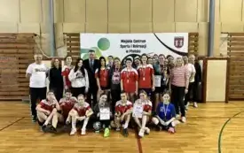 Galeria aktualności Mistrzostwa Płońska w Halowej Piłce Nożnej Dziewcząt Szk&oacute;ł Średnich 24