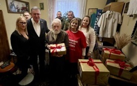 Galeria aktualności Wsp&oacute;lne dobro &ndash; Paczka od Płońska trafiła do potrzebującego 2
