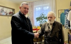 Galeria aktualności Wsp&oacute;lne dobro &ndash; Paczka od Płońska trafiła do potrzebującego 3
