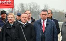 Galeria aktualności Odmulimy Rutki - umowa z wykonawcą już jest 1