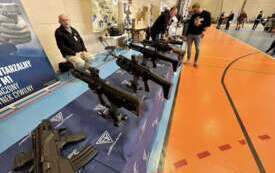 Galeria aktualności Militaria i bezpieczeństwo cywilne &ndash; wyjątkowe wydarzenie w płońskim LO 6
