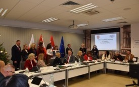 Galeria aktualności Sesja Rady Miejskiej w Płońsku pełna gratulacji i wyr&oacute;żnień 24