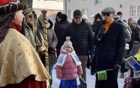 Galeria aktualności Barwny Orszak Trzech Kr&oacute;li przeszedł ulicami Płońska 20