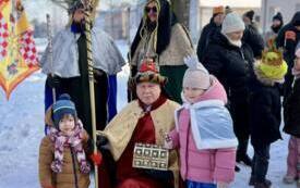 Galeria aktualności Barwny Orszak Trzech Kr&oacute;li przeszedł ulicami Płońska 22