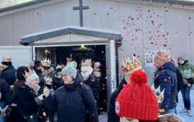Galeria aktualności Barwny Orszak Trzech Kr&oacute;li przeszedł ulicami Płońska 37