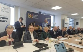 Galeria aktualności Posiedzenie Zarządu Związku Miast Polskich w Poznaniu z udziałem Burmistrza Płońska 11