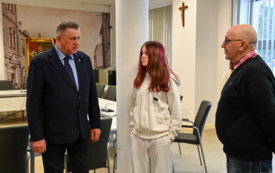Galeria aktualności Wizyta dzieci z Ukrainy w Urzędzie Miejskim w Płońsku 12