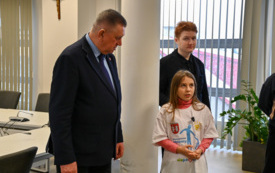 Galeria aktualności Wizyta dzieci z Ukrainy w Urzędzie Miejskim w Płońsku 14