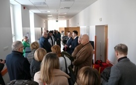 Galeria aktualności Płoński szpital z nowymi karetkami i sprzętem medycznym 1