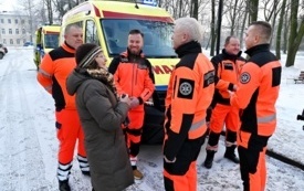 Galeria aktualności Płoński szpital z nowymi karetkami i sprzętem medycznym 10