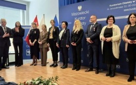 Galeria aktualności Dziś w Ciechanowie wręczono medale za długoletnią służbę przyznane przez Prezydenta RP 4