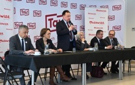Galeria aktualności Strefa na TAK! &ndash; parlamentarzyści i samorządowcy debatowali w Płońsku o przyszłości Mazowsza 3