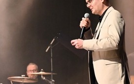 Galeria aktualności  &bdquo;Tym razem bez kwiat&oacute;w. Bo najlepszy prezent brzmi na żywo&rdquo; 13