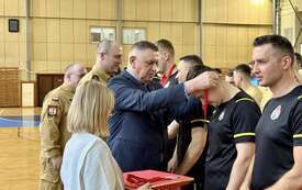 Galeria aktualności Finał XXIII Mistrzostw Wojew&oacute;dztwa Mazowieckiego Strażak&oacute;w w Futsalu 32