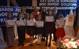 Galeria aktualności Jubileuszowa XXV edycja Konkursu &bdquo;B&oacute;g&ndash;Honor&ndash;Ojczyzna w dziejach kultury narodowej&rdquo; 4