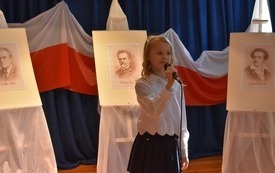 Galeria aktualności Jubileuszowa XXV edycja Konkursu &bdquo;B&oacute;g&ndash;Honor&ndash;Ojczyzna w dziejach kultury narodowej&rdquo; 19