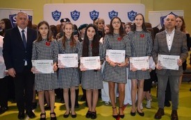 Galeria aktualności Jubileuszowa XXV edycja Konkursu &bdquo;B&oacute;g&ndash;Honor&ndash;Ojczyzna w dziejach kultury narodowej&rdquo; 21