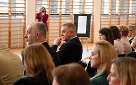 Galeria aktualności O reformie edukacji w Płońsku 17