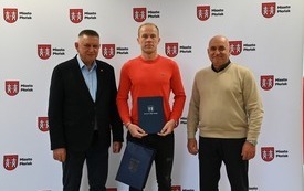 Galeria aktualności Gratulacje dla Kamila Kuszmidra 1