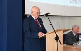 Galeria aktualności Konferencja naukowa poświęcona rozwojowi społeczno-gospodarczemu wojew&oacute;dztwa mazowieckiego 11
