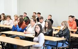 Galeria aktualności Konferencja naukowa poświęcona rozwojowi społeczno-gospodarczemu wojew&oacute;dztwa mazowieckiego 14