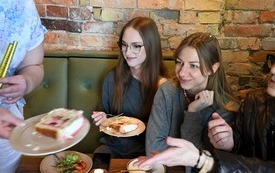 Galeria aktualności TOTU Cafe na peronie &ndash; nowa kawiarenka w wyjątkowym miejscu 13