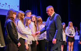 Galeria aktualności Jubileuszowa gala XXV edycji konkursu "B&oacute;g, Honor, Ojczyzna" 26
