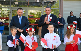 Galeria aktualności Święto Flagi przed płońskim ratuszem 2