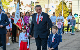 Galeria aktualności Święto Flagi przed płońskim ratuszem 19
