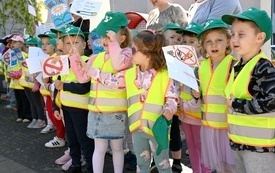 Galeria aktualności Przedszkolaki z ważnym przesłaniem 11