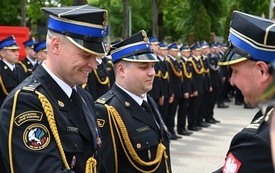 Galeria aktualności Uroczysty apel z okazji Powiatowych Obchod&oacute;w Dnia Strażaka 1