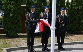 Galeria aktualności Uroczysty apel z okazji Powiatowych Obchod&oacute;w Dnia Strażaka 2