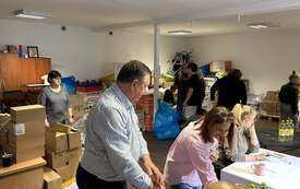 Galeria aktualności Prawie 11 kg konkretnego wsparcia dla potrzebujących mieszkańc&oacute;w Płońska 16