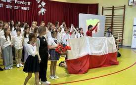 Galeria aktualności Spotkanie z biskupem Mirosławem Milewskim w płońskiej &bdquo;Czw&oacute;rce&rdquo; 4