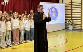 Galeria aktualności Spotkanie z biskupem Mirosławem Milewskim w płońskiej &bdquo;Czw&oacute;rce&rdquo; 6