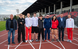 Galeria aktualności Mistrzowska jakość na płońskim stadionie! Lekkoatleci MKS BANK BS Płońsk z wizytą na nowej arenie 2